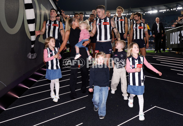 AFL 2025 Round 08 - Collingwood v Geelong - A-59176096