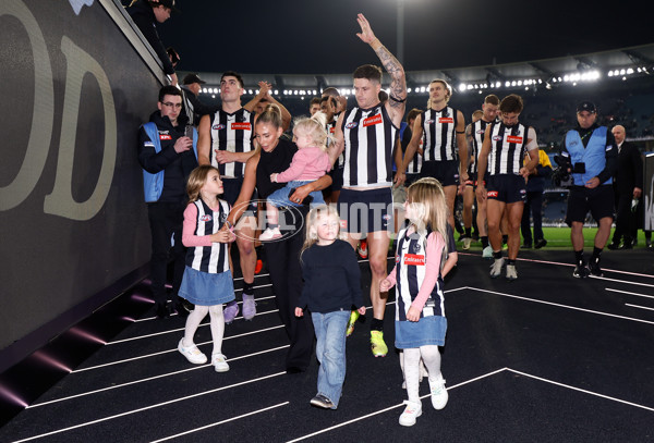 AFL 2025 Round 08 - Collingwood v Geelong - A-59177439