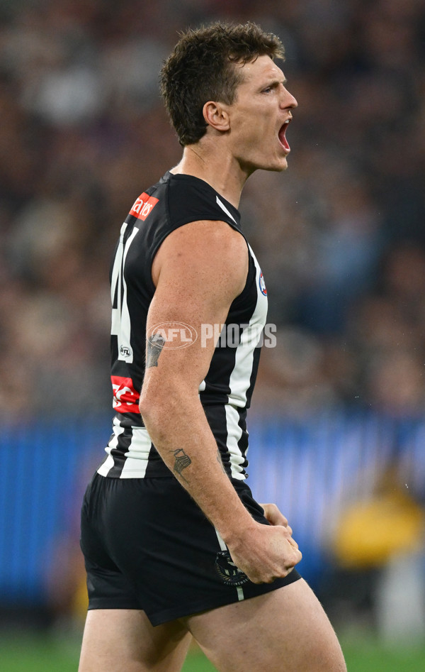 AFL 2025 Round 08 - Collingwood v Geelong - A-59177501