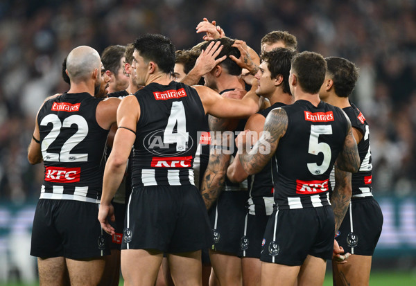 AFL 2025 Round 08 - Collingwood v Geelong - A-59178324