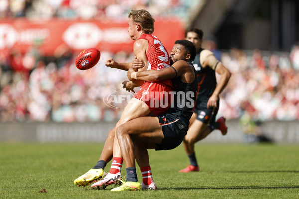 AFL 2025 Round 08 - Sydney v GWS - A-59189280
