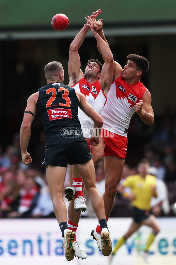 AFL 2025 Round 08 - Sydney v GWS - A-59189303