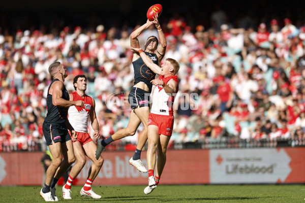 AFL 2025 Round 08 - Sydney v GWS - A-59190335