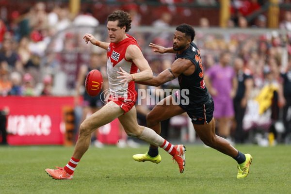 AFL 2025 Round 08 - Sydney v GWS - A-59193546