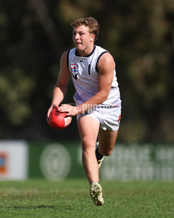 Young Guns Series 2025 - Young Guns v Victoria Country U18 Boys - A-59193574