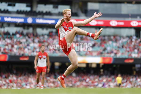 AFL 2025 Round 08 - Sydney v GWS - A-59194493