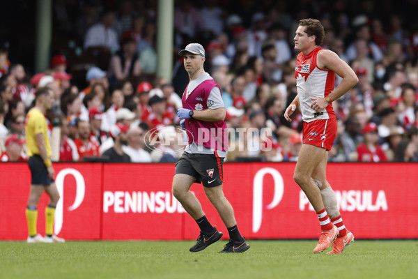 AFL 2025 Round 08 - Sydney v GWS - A-59196296