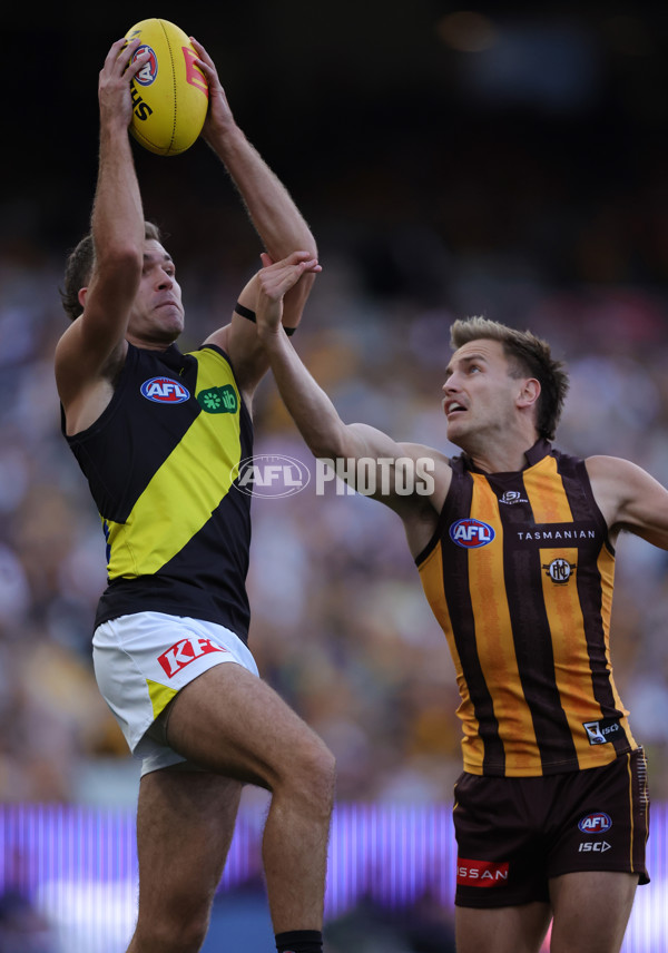 AFL 2025 Round 08 - Hawthorn v Richmond - A-59196934