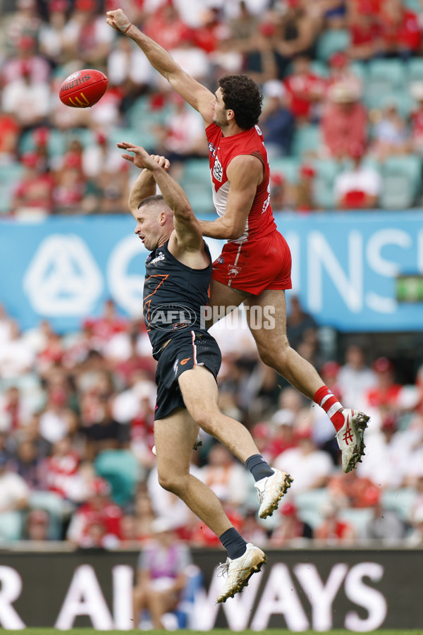 AFL 2025 Round 08 - Sydney v GWS - A-59196989