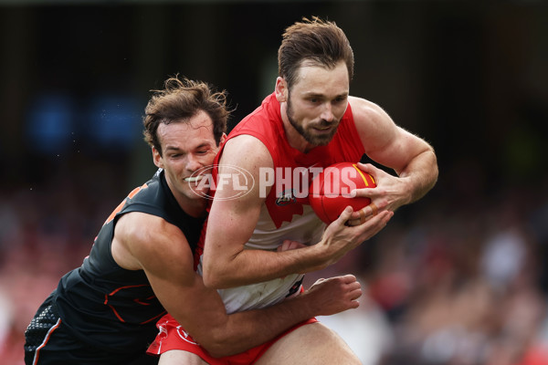 AFL 2025 Round 08 - Sydney v GWS - A-59199035