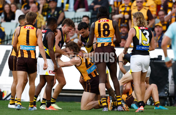AFL 2025 Round 08 - Hawthorn v Richmond - A-59199090
