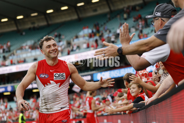 AFL 2025 Round 08 - Sydney v GWS - A-59199095