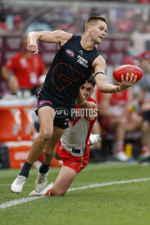 AFL 2025 Round 08 - Sydney v GWS - A-59199119