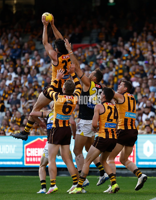 AFL 2025 Round 08 - Hawthorn v Richmond - A-59199435