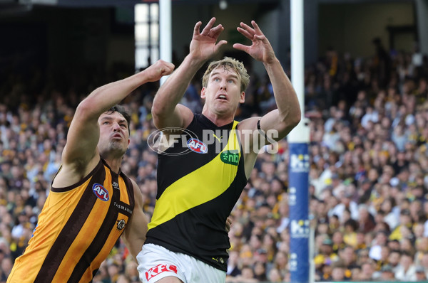 AFL 2025 Round 08 - Hawthorn v Richmond - A-59199523