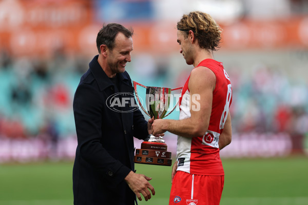 AFL 2025 Round 08 - Sydney v GWS - A-59201813