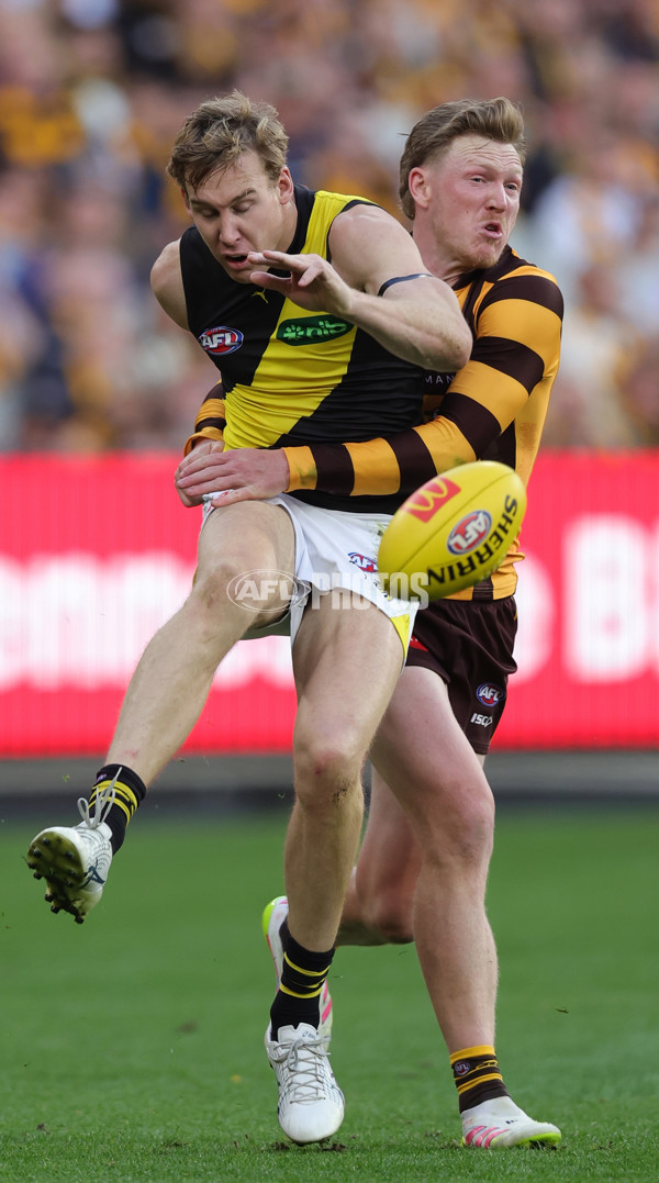 AFL 2025 Round 08 - Hawthorn v Richmond - A-59201822