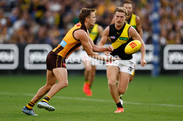 AFL 2025 Round 08 - Hawthorn v Richmond - A-59201830