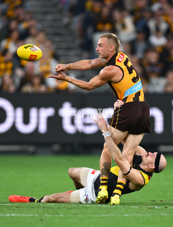 AFL 2025 Round 08 - Hawthorn v Richmond - A-59206890