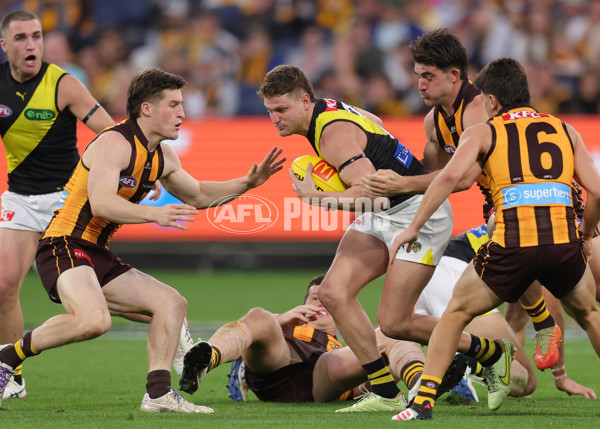 AFL 2025 Round 08 - Hawthorn v Richmond - A-59206973