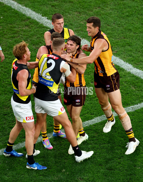 AFL 2025 Round 08 - Hawthorn v Richmond - A-59212107