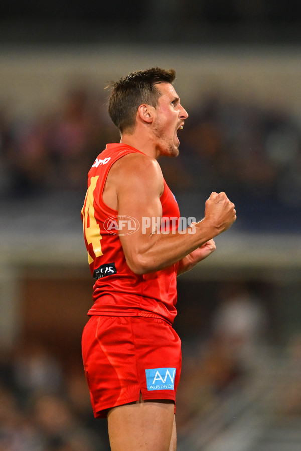 AFL 2025 Round 08 - Brisbane v Gold Coast - A-59214351