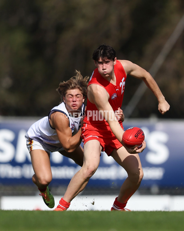 Young Guns Series 2025 - Young Guns v Victoria Country U18 Boys - A-59217234