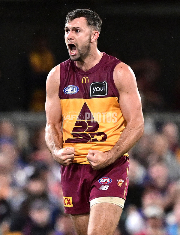 AFL 2025 Round 08 - Brisbane v Gold Coast - A-59217258