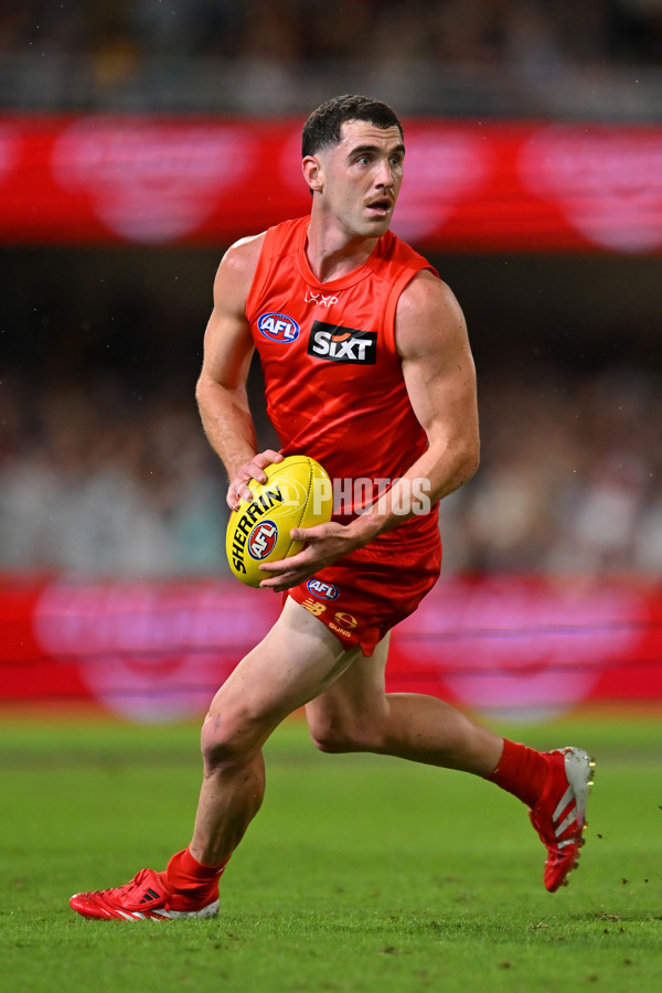 AFL 2025 Round 08 - Brisbane v Gold Coast - A-59217294
