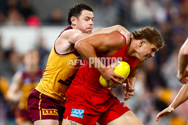 AFL 2025 Round 08 - Brisbane v Gold Coast - A-59219333