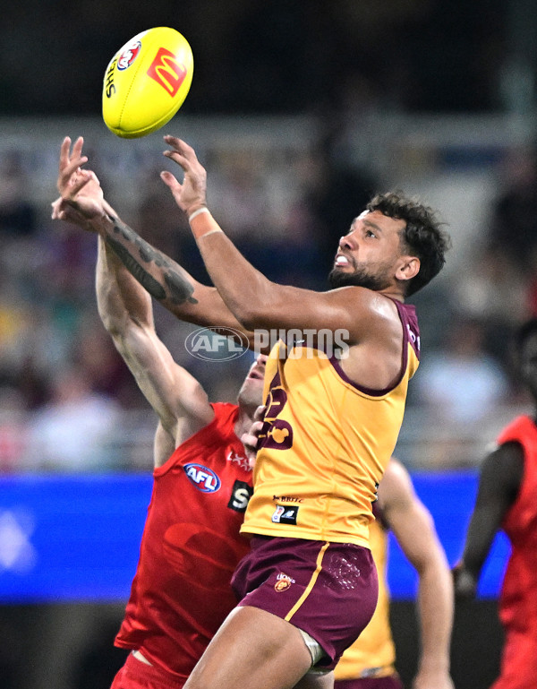 AFL 2025 Round 08 - Brisbane v Gold Coast - A-59219422