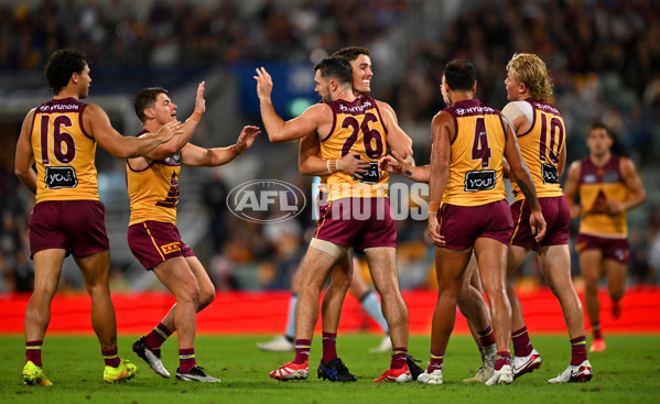 AFL 2025 Round 08 - Brisbane v Gold Coast - A-59219837