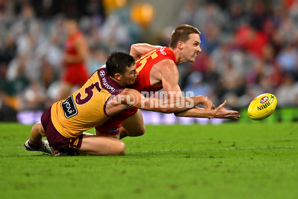 AFL 2025 Round 08 - Brisbane v Gold Coast - A-59219838