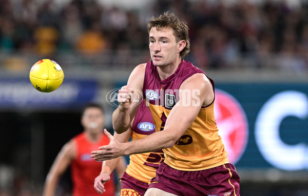 AFL 2025 Round 08 - Brisbane v Gold Coast - A-59219907