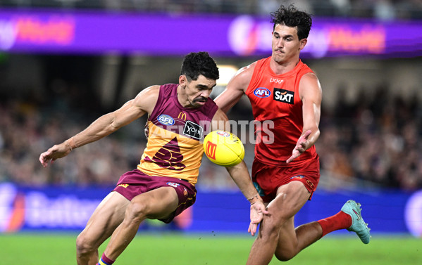 AFL 2025 Round 08 - Brisbane v Gold Coast - A-59221793
