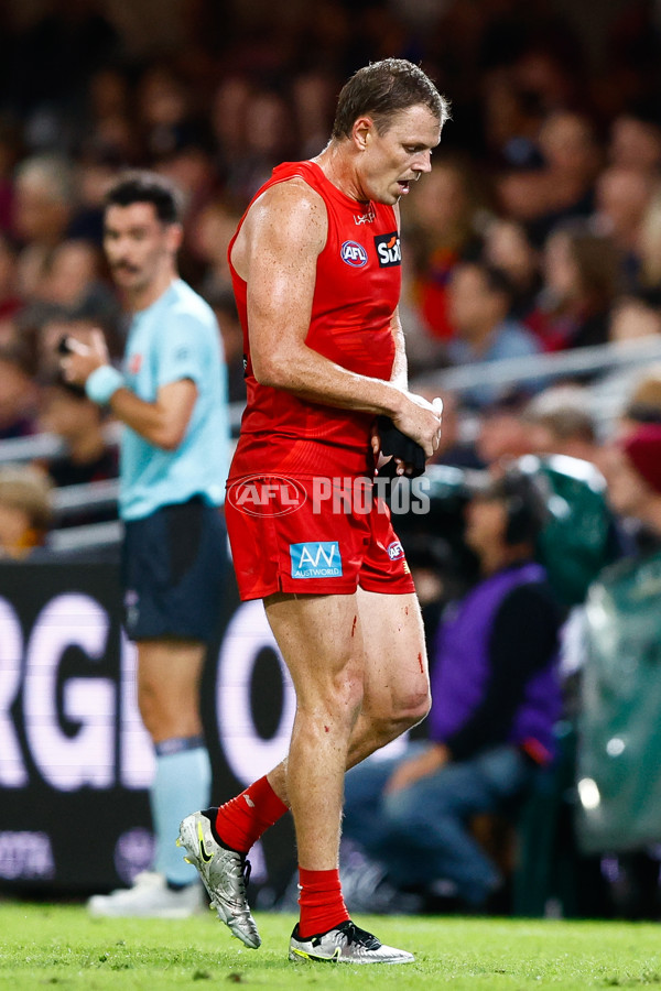 AFL 2025 Round 08 - Brisbane v Gold Coast - A-59221808