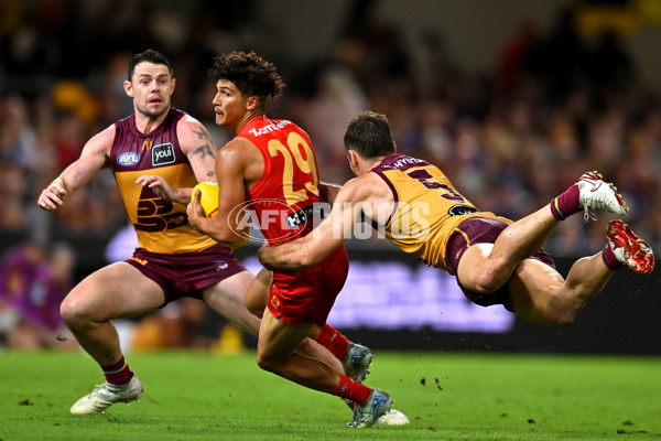 AFL 2025 Round 08 - Brisbane v Gold Coast - A-59221812