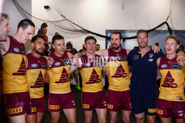 AFL 2025 Round 08 - Brisbane v Gold Coast - A-59221850