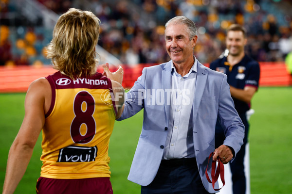 AFL 2025 Round 08 - Brisbane v Gold Coast - A-59221853