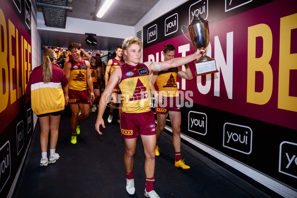 AFL 2025 Round 08 - Brisbane v Gold Coast - A-59221854