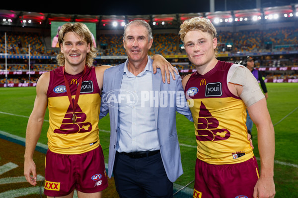 AFL 2025 Round 08 - Brisbane v Gold Coast - A-59222509