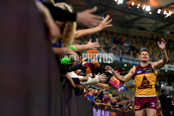 AFL 2025 Round 08 - Brisbane v Gold Coast - A-59224017