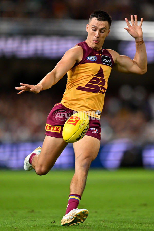 AFL 2025 Round 08 - Brisbane v Gold Coast - A-59224928