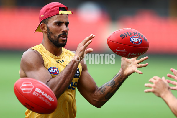 AFL 2025 Training - Gold Coast Suns 030425 - A-59338378