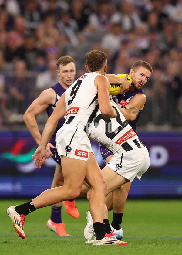 AFL 2025 Round 09 - Fremantle v Collingwood - A-59343426