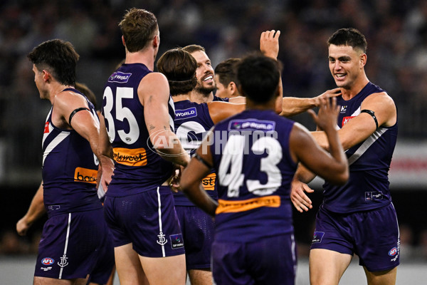 AFL 2025 Round 09 - Fremantle v Collingwood - A-59344517