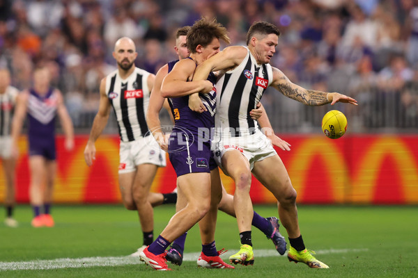 AFL 2025 Round 09 - Fremantle v Collingwood - A-59344564