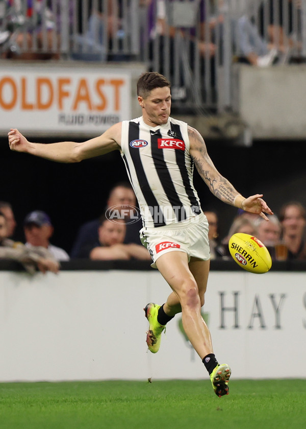 AFL 2025 Round 09 - Fremantle v Collingwood - A-59347099