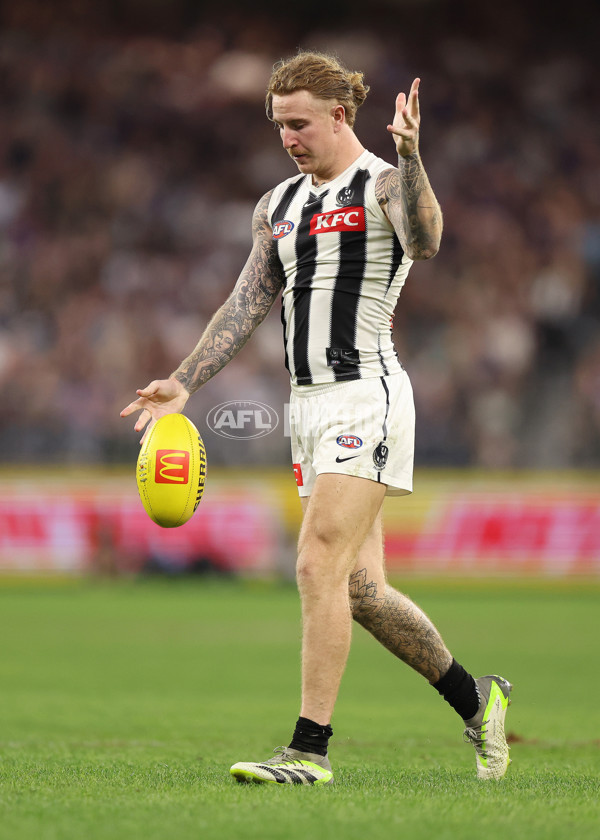 AFL 2025 Round 09 - Fremantle v Collingwood - A-59352269