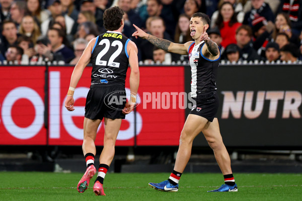 AFL 2025 Round 09 - St Kilda v Carlton - A-59360207
